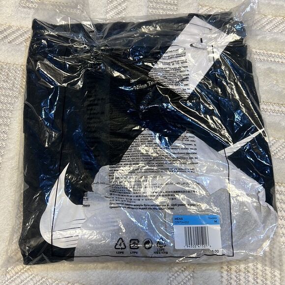 Nike Men's Dri-FIT 2YR Swoosh Training T-shirt - Picture 8 of 9